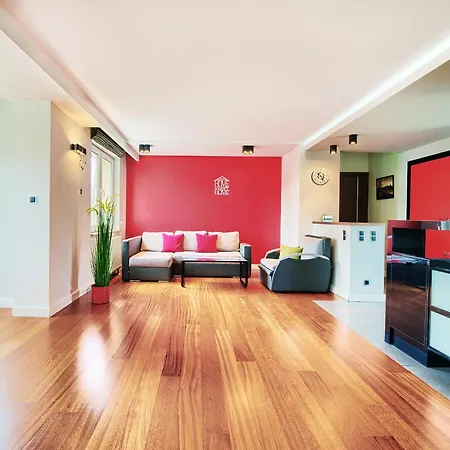 Happiness House Balcony & Garden Danzica