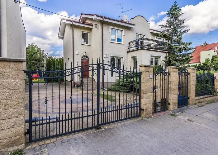 Happiness House Balcony & Garden *